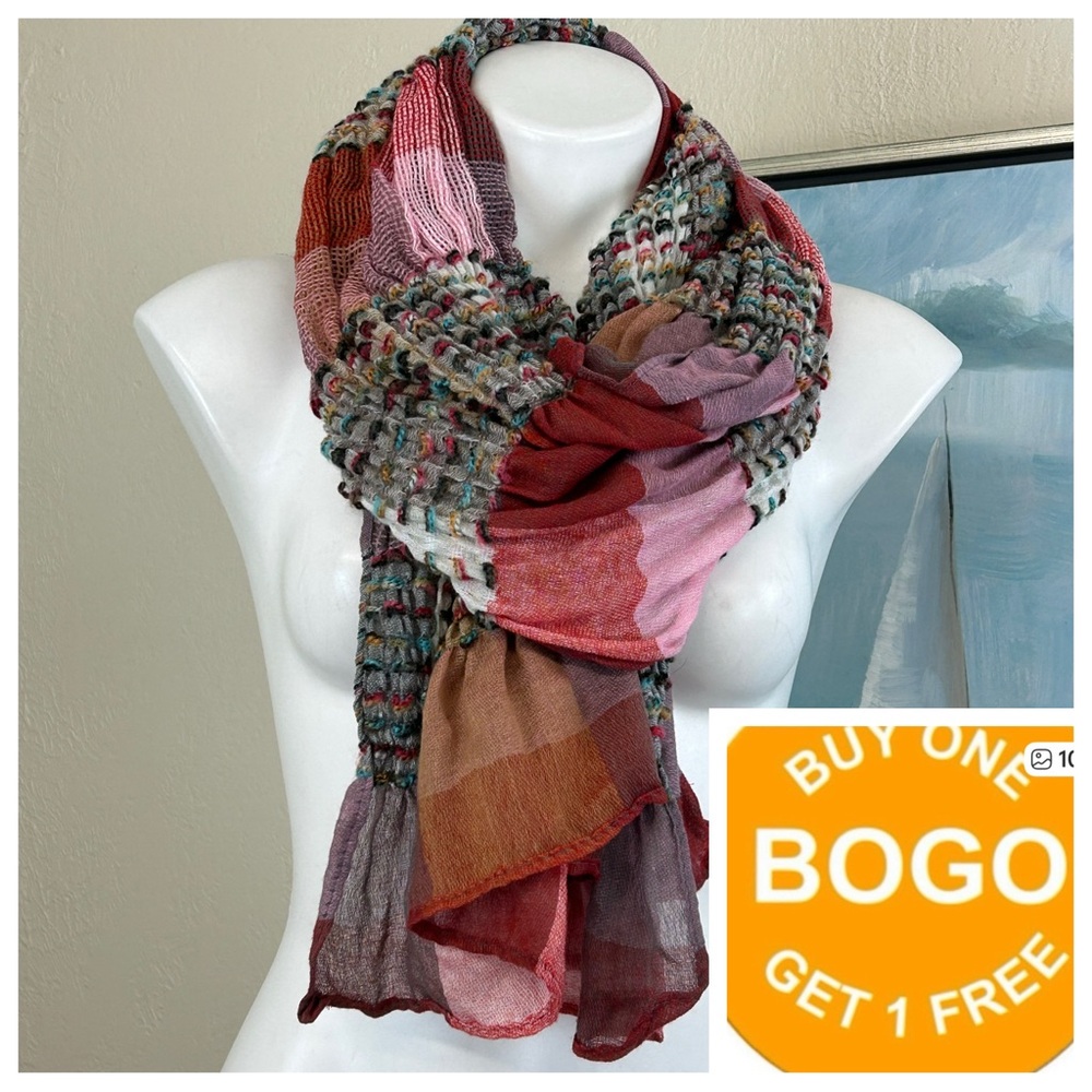Tres Chic Scarf Mixed media Boho NWT